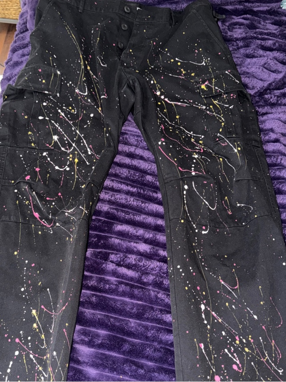 Fashion Nova Black Paint-Splatter Cargo Pants